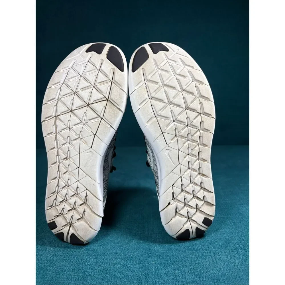 Nike Free RN Flyknit Gray White Running Shoes Women’s Size 7 Lightweight Sneaker
